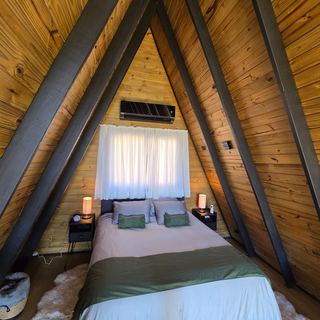 Quarto com cama queen